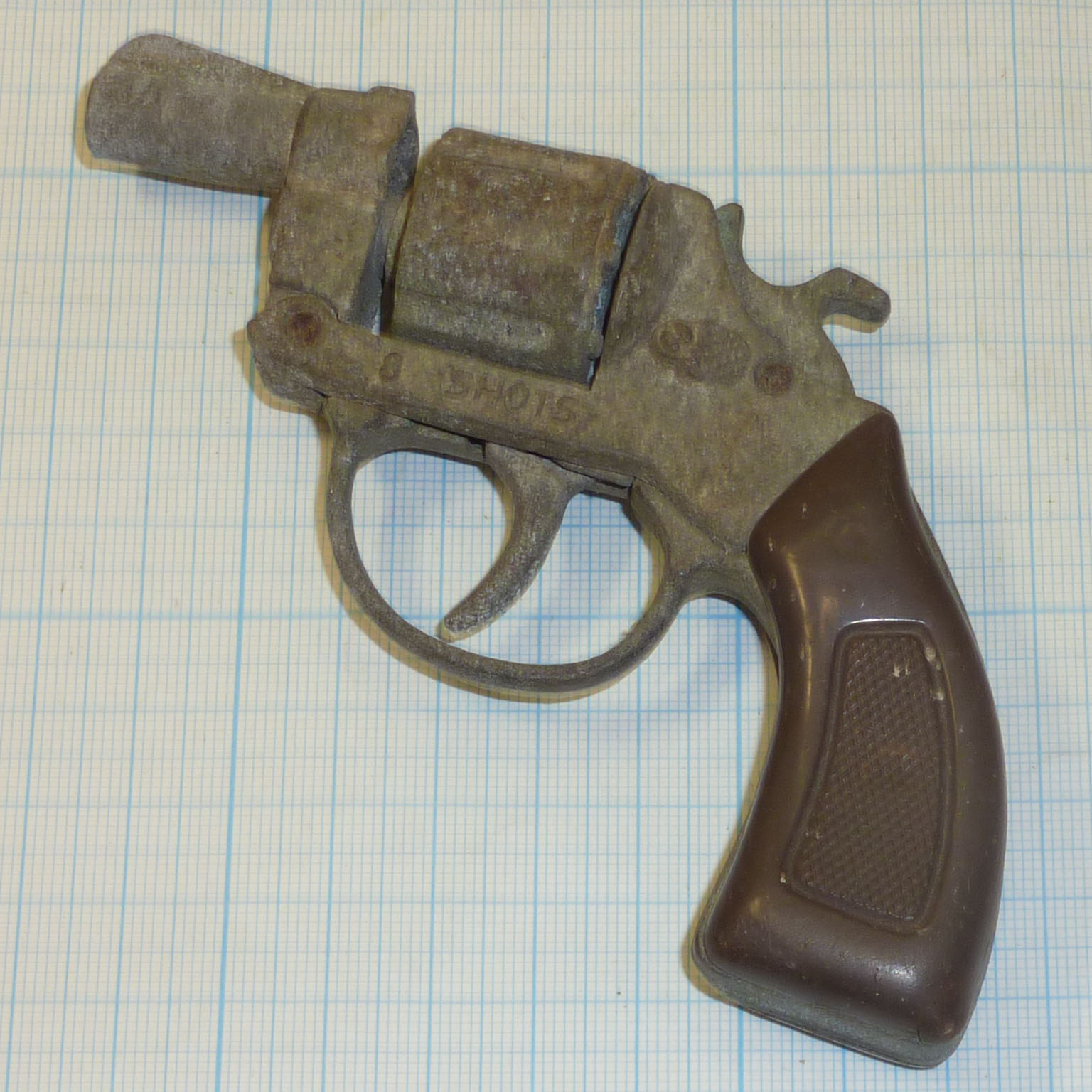 Toy revolver rust фото 84